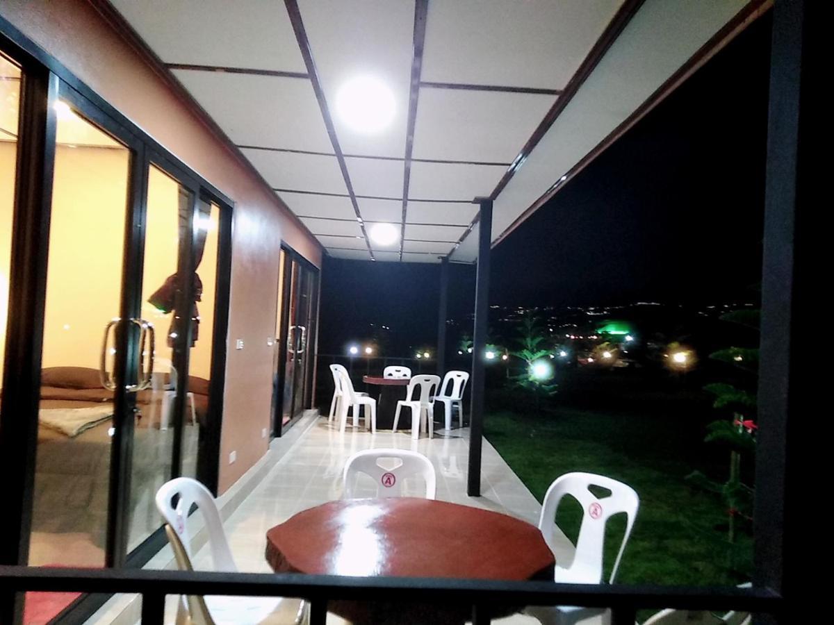 เฟรนด์แคมป์ Villa Khaukho Kültér fotó