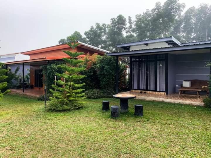 เฟรนด์แคมป์ Villa Khaukho Szoba fotó