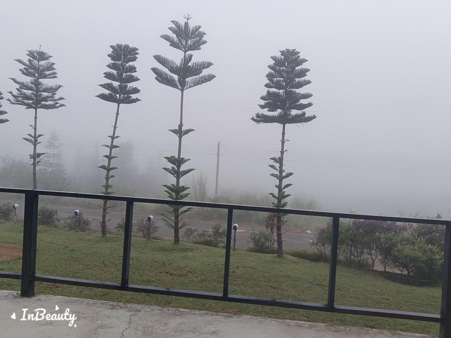 เฟรนด์แคมป์ Villa Khaukho Kültér fotó